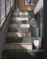 ArtNouveau_CharcoalGrey_ApolloColor_Stairs